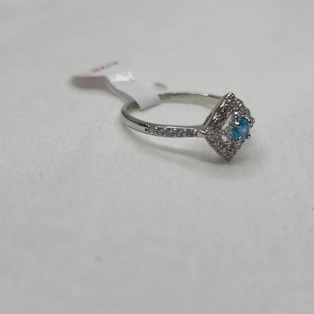 AQUAMARINE RING - Picture 7 of 9